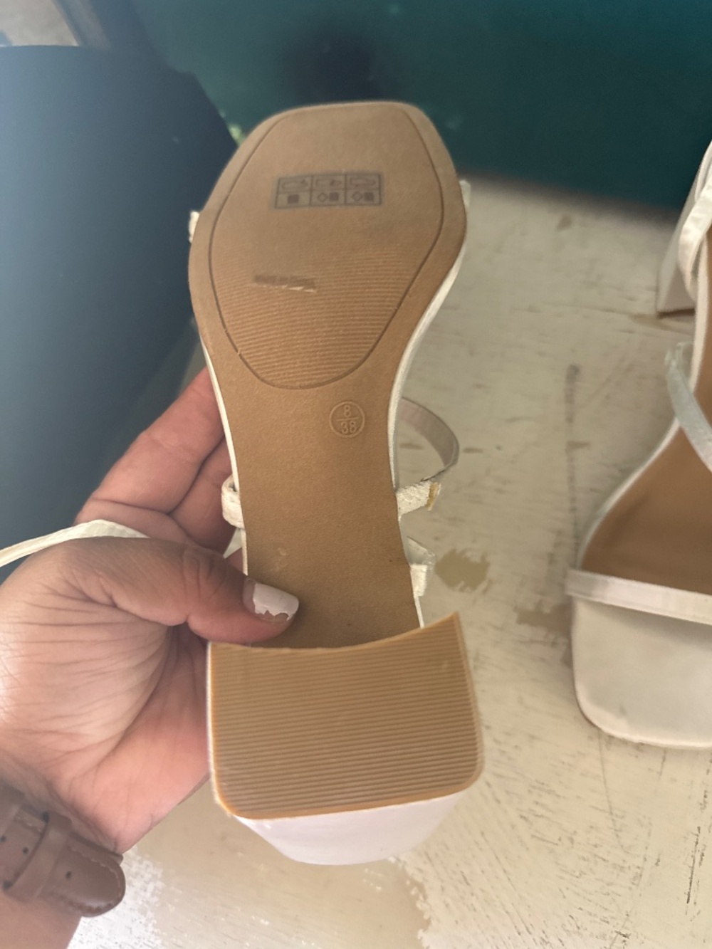 Lulus heels - Picture 4 of 5